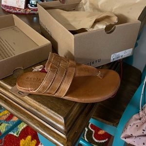 Brand new bed stu yoli